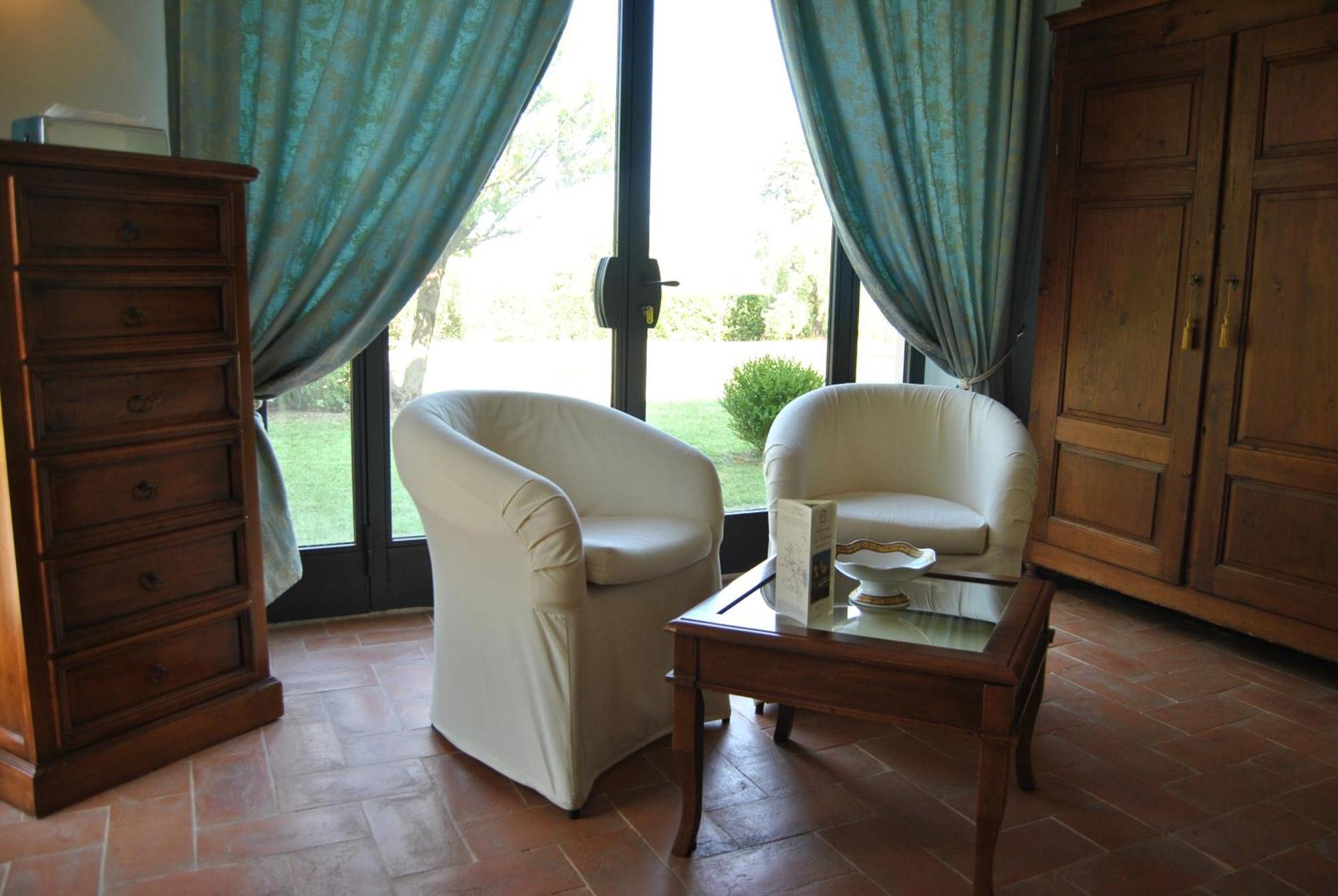 Villa La Valiana - Full Estate In Montepulciano - Heated Pool Valiano Стая снимка