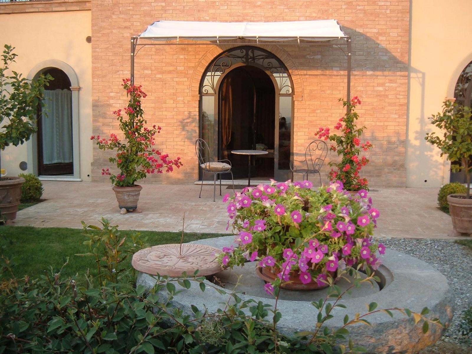 Villa La Valiana - Full Estate In Montepulciano - Heated Pool Valiano Стая снимка